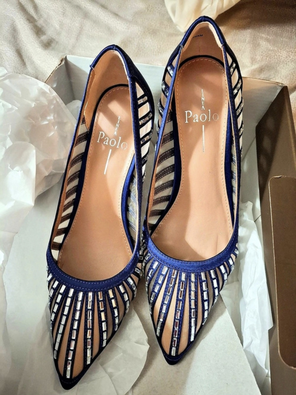 Linea Poalo Pointed-Toe Heels in Blue Satin US 7